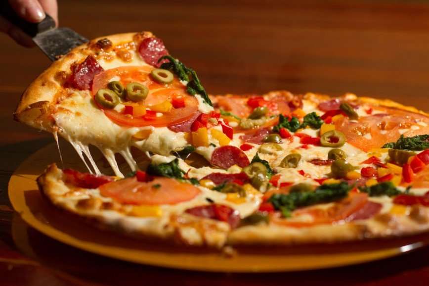 Чипсы, пицца и доширак неожиданно попали в список полезных продуктов