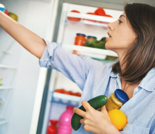 По поличках: як організувати зберігання в холодильнику
