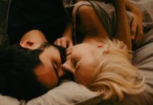 Ce que les sexologues ne font jamais dans la chambre : un guide pour une intimité saine