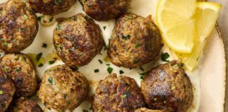 Griechische Fleischbällchen (Keftedes): Ein schmackhaftes Grundnahrungsmittel für den Abend unter der Woche
