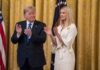 Іванка Трамп знову на очах разом із Дональдом Трампом