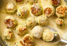 Una svolta cremosa sui classici italiani: polpette di pollo al forno al limone