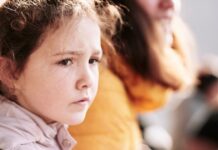 Seis cosas que tu hijo nota incluso cuando crees que está dormido