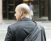 Why is my hair falling out? Are there really effective methods?